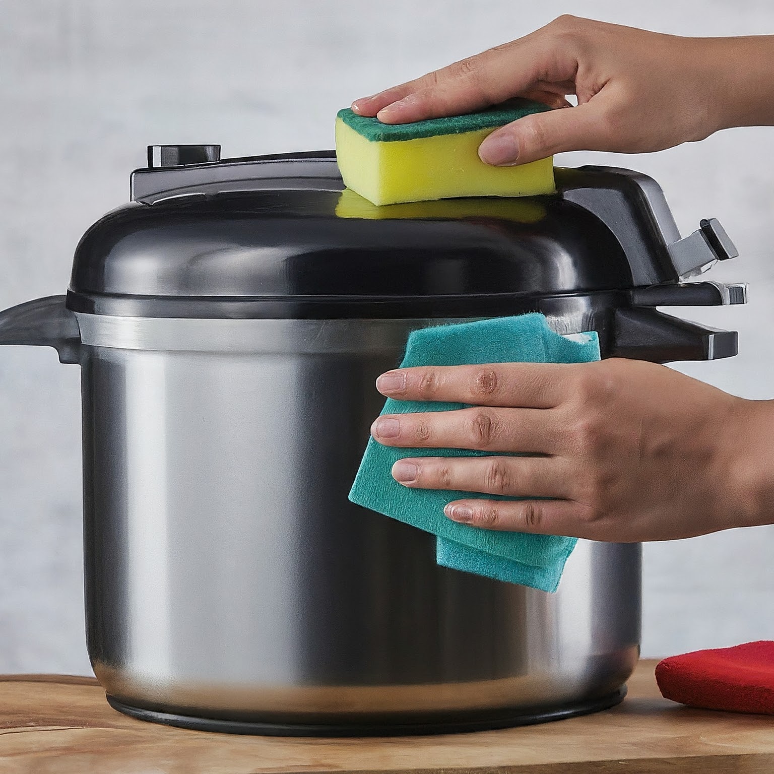 clean pressure cooker